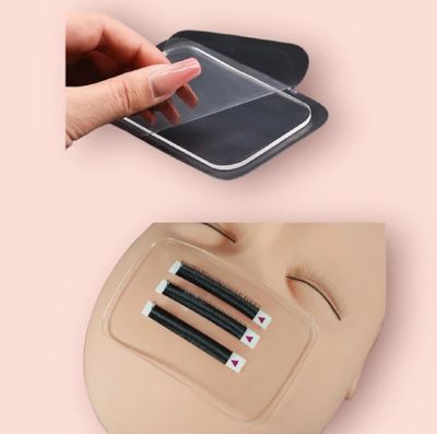 Silicone eyelash pad