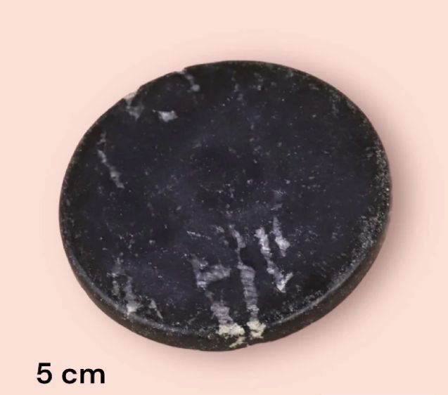 Glue stone