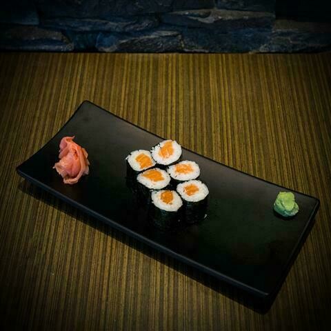 Salmon Roll