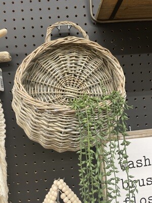 Willow wall basket
