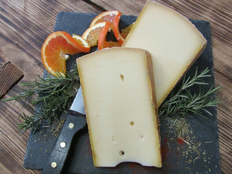 Bergkäse aus dem Goldingertal