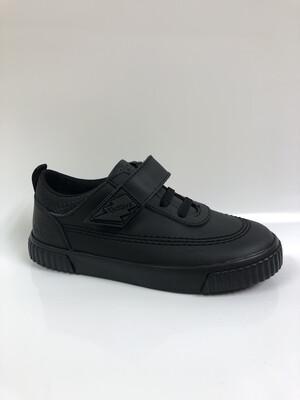 Kickers 'Tovni Bolt' in Black Leather (Size 9 to Size 12 only)