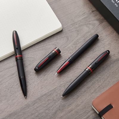 Sheaffer® ICON 9108 Matte Black Fountain Pen With Gloss Black Trim-M