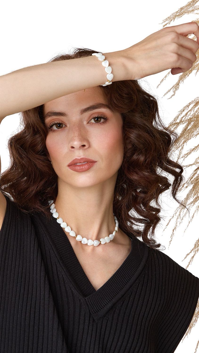 Tara Hearts mother of pearls necklace