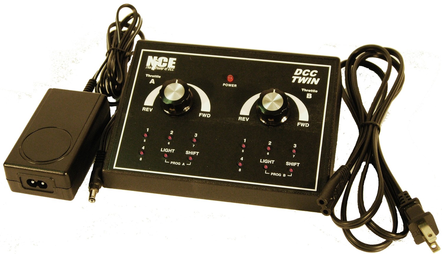 DCC Twin "train set" controller with US Power Supply DCC Twin "train set" controller with US Power Supply