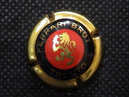 Caspula spumante - Ferrari Brut Oro nero rosso -italia  Usata
