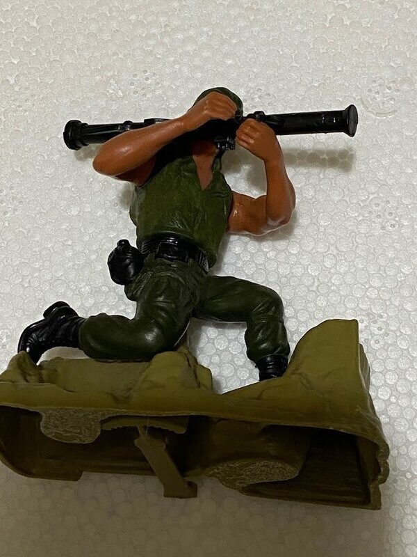 Mattel eroi in azione - giocattolo vintage  - Marines con bazooka