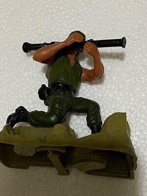 Mattel eroi in azione - giocattolo vintage - Marines con bazooka