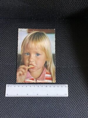 Cartolina Augurale Buon Compleanno Bambina con biscotto Cecami n.876 - colori
