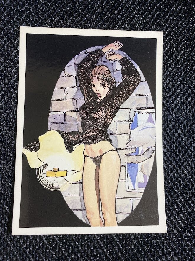 Cartolina Formato Grande Fumetto Milo Manara "le declic" Non Viaggiata -colori