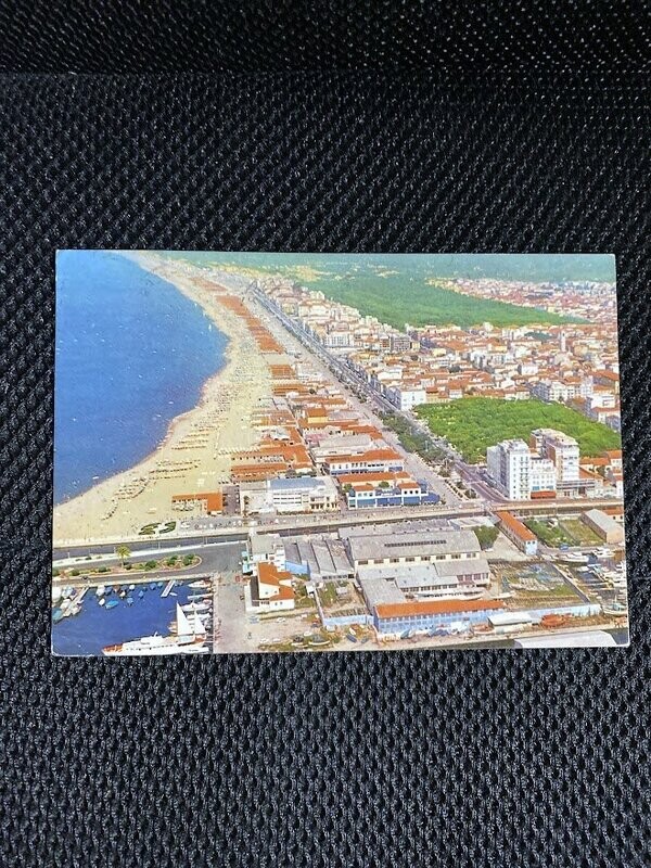 Cartolina Formato Grande Viareggio (LU) Veduta aerea Viaggiata-colori