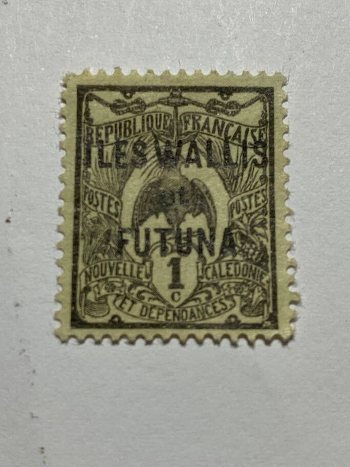 Francobollo - Isole Wallis e Futuna - Kagu (Rhynochetos jubatus) - Overprinted - 1 C - 1920 -Non usato