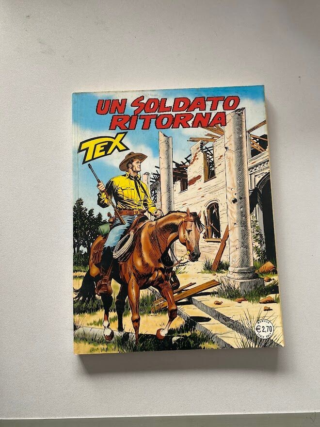 Tex  N.566 - UN SOLDATO RITORNA