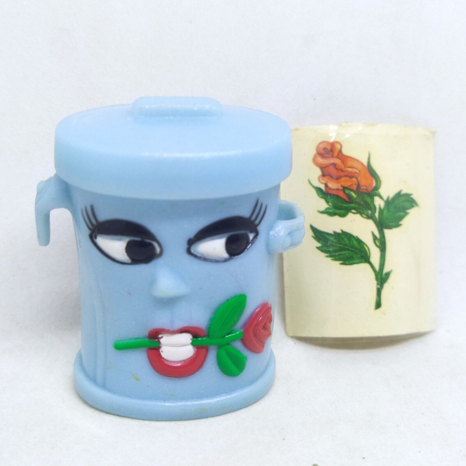 Kinder Banda Bidon N.1 - Rosa Spinosa anno 1999 + accessorio