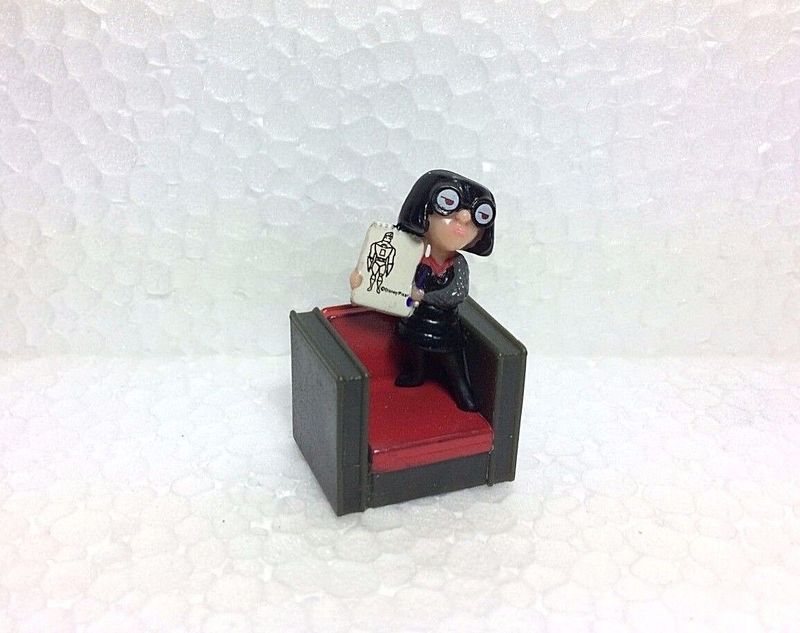 Kinder sorpresa Gli incredibili Edna Mode N.3 MPC C-305  no BPZ