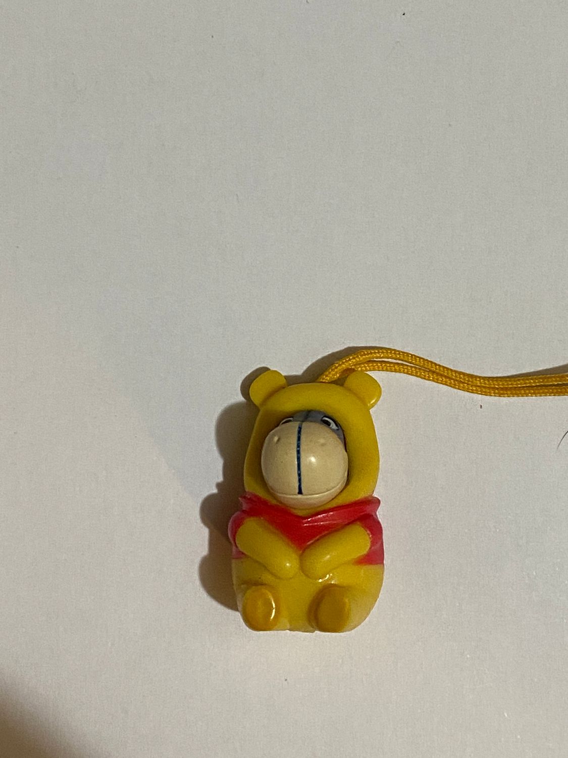 TOMY Personaggio WINNIE THE POOH Disney Animal Wear Celebration Ih-Oh Tigro