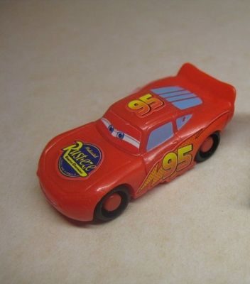 kinder sorpresa 2S-201 - CARS - Saetta McQueen no bpz