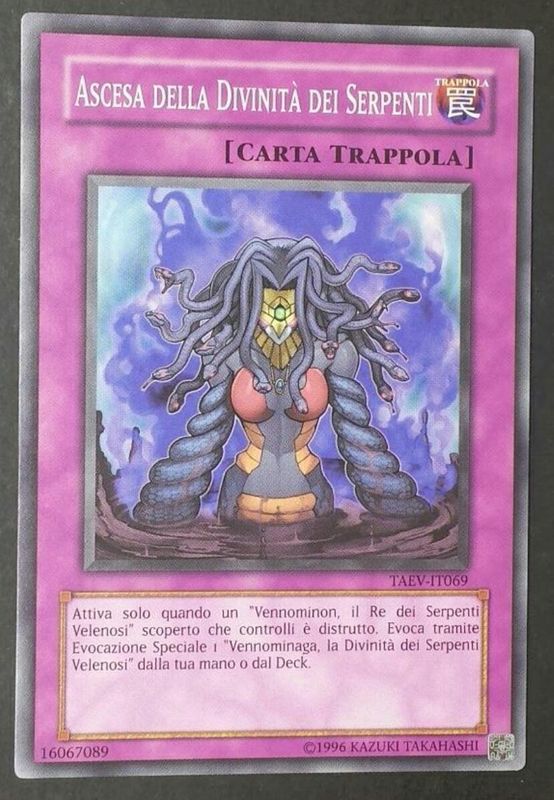 Carta YUGIOH-Ascesa della Divinità dei Serpenti-TAEV-ITA-EX-Common 1.Ed