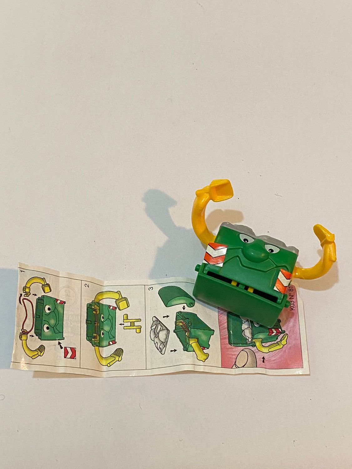 kinder sorpresa K03 N.81  - Cassonetto (componibile) + BPZ