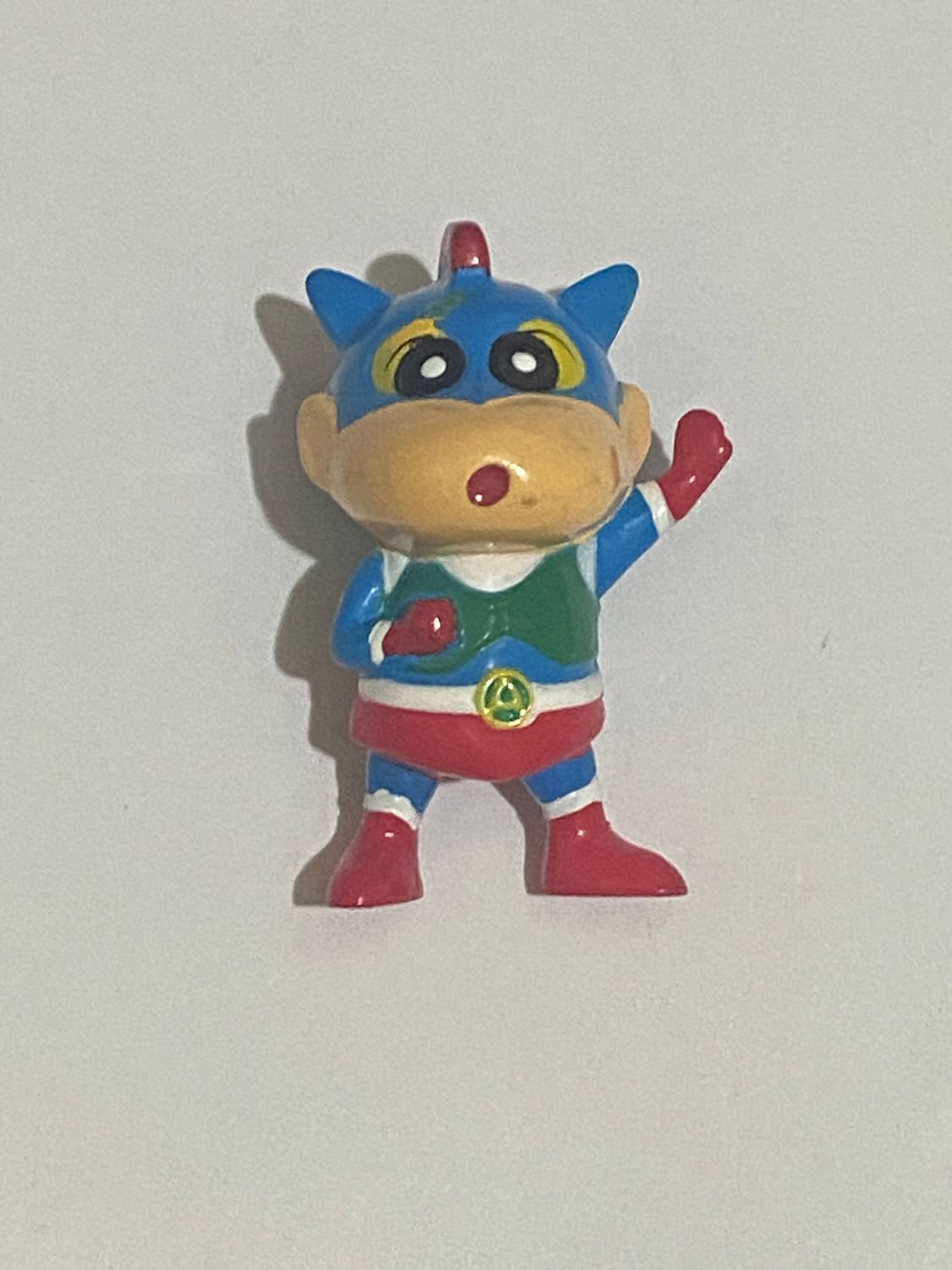 Shin Chan – Sorpresa Dolci e Preziosi – Mini personaggio Ultraheroe no BPZ
