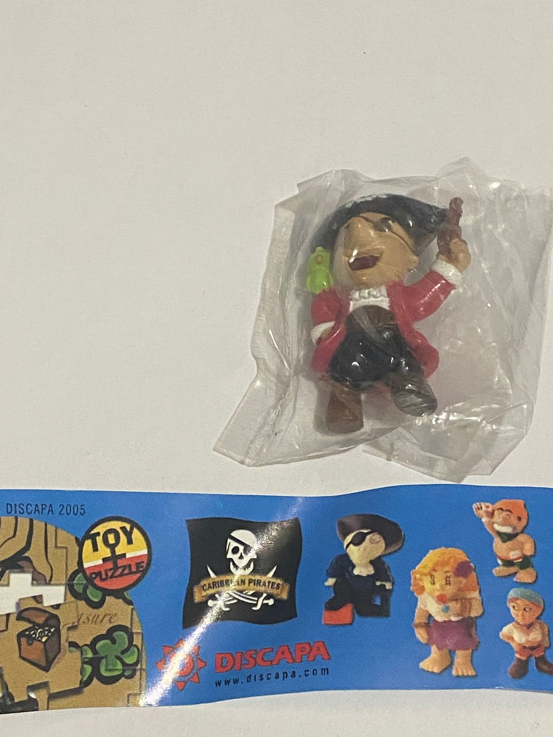 Discapa Pirati Ed. 2005 – Mini Gashapon Pirata con pappagallo – Vintage rara