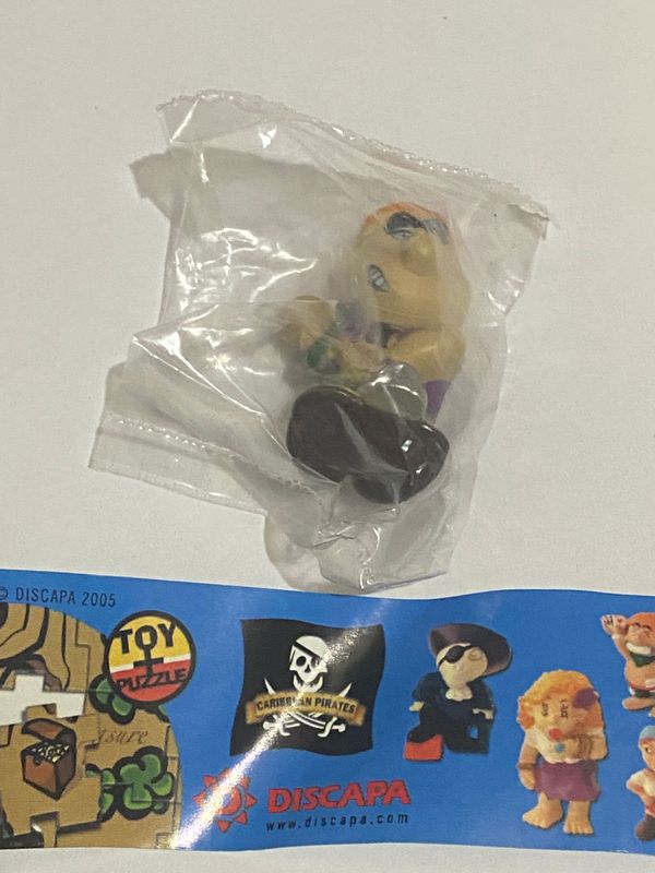 Discapa Pirati Ed. 2005 – Mini Gashapon Pirata con pala – Vintage rara