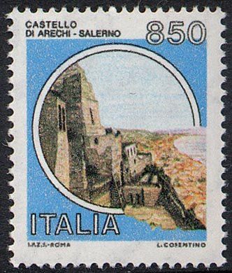 Francobollo Usato Rep. Italiana 1992 850 Lire Castello di Arechi a Salerno Francobollo Usato Rep. Italiana 1992 850 Lire Castello di Arechi a Salerno