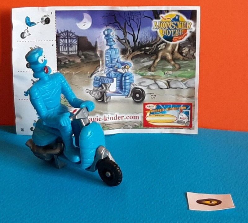 Kinder sorpresa Monster Hotel 2 - Mummia scooter N.7 Kinder sorpresa Monster Hotel 2 - Mummia scooter N.7