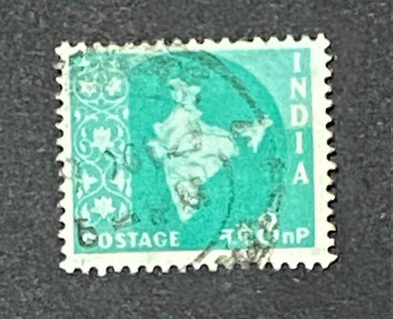Francobollo India 1957 Mappa dell India 5 nP Verde Usato Filatelia Francobollo India 1957 Mappa dell India 5 nP Verde Usato Filatelia