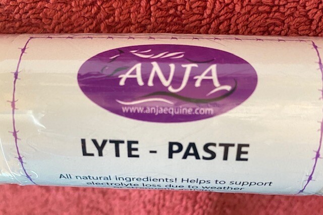 Anja Lyte Paste