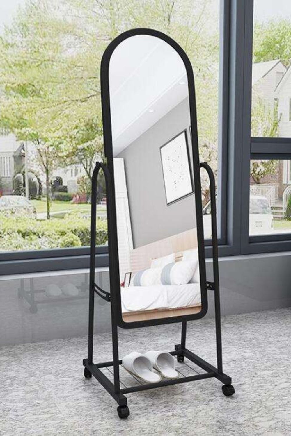 Movable Mirror With Storage