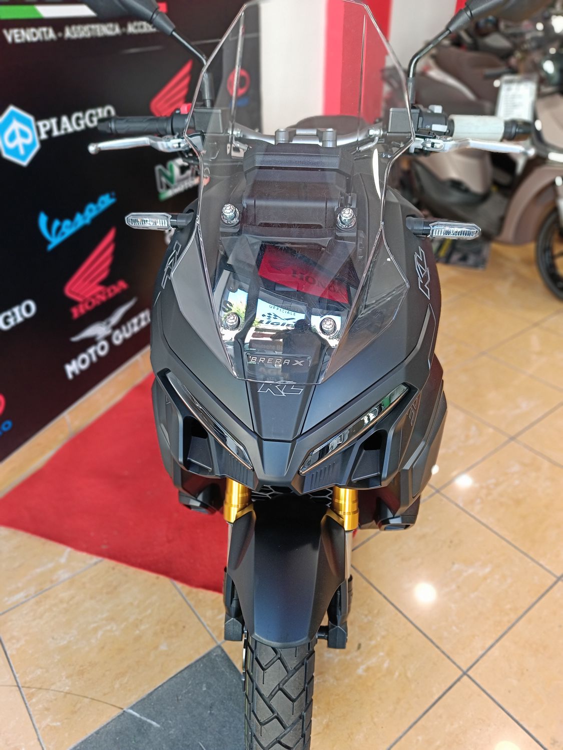 𝙆𝙇 𝘽𝙍𝙀𝙍𝘼 𝙓 300