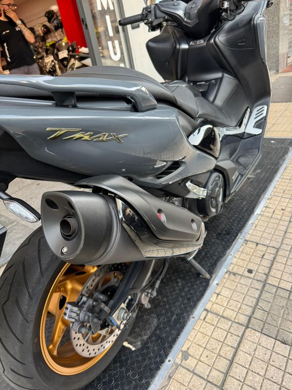 YAMAHA T-MAX 560 TECH MAX