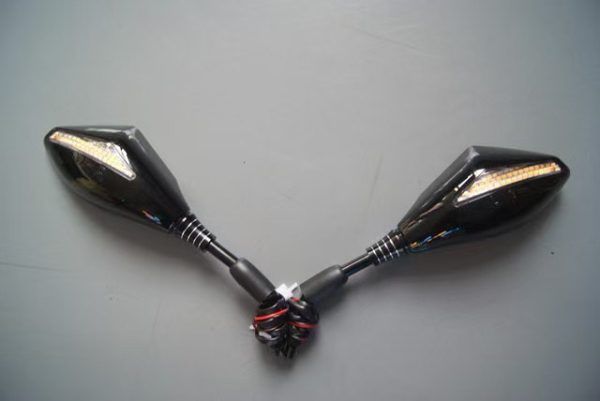 Specchietti con frecce Specchietti con frecce