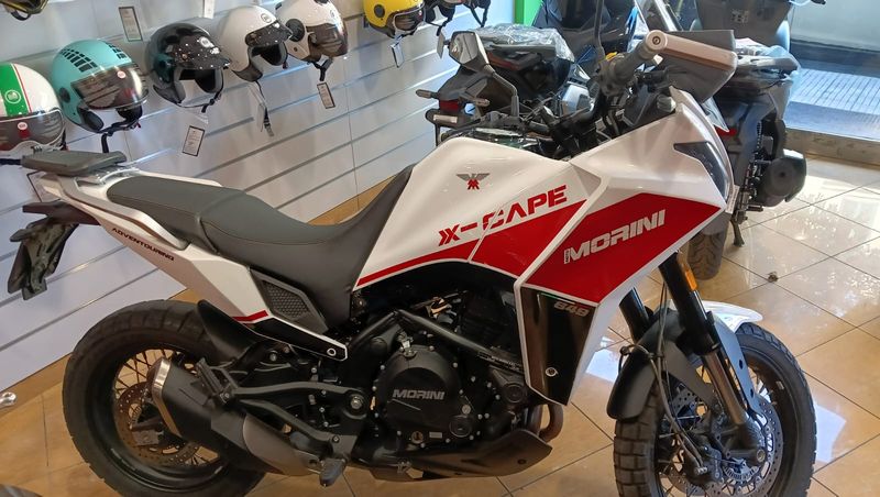 MOTO MORINI X-CAPE 650