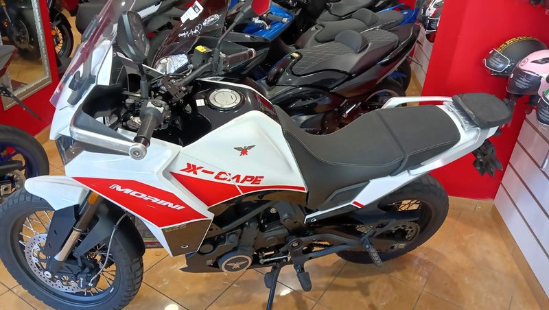 MOTO MORINI X-CAPE 650
