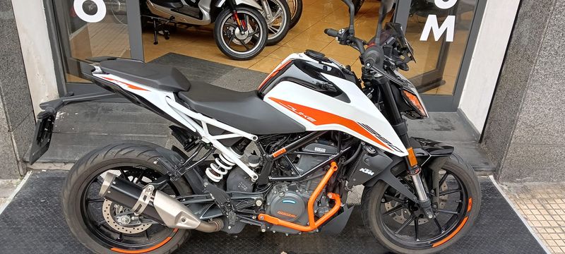 KTM 390