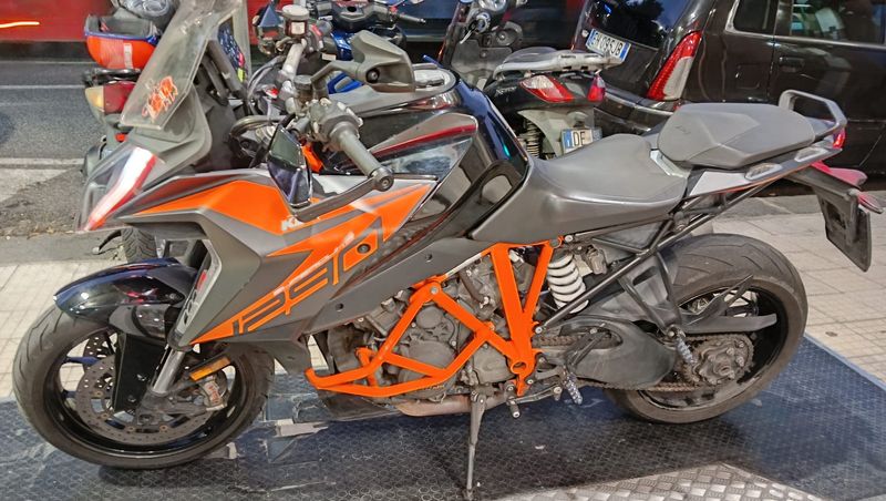 ktm super duke 1290