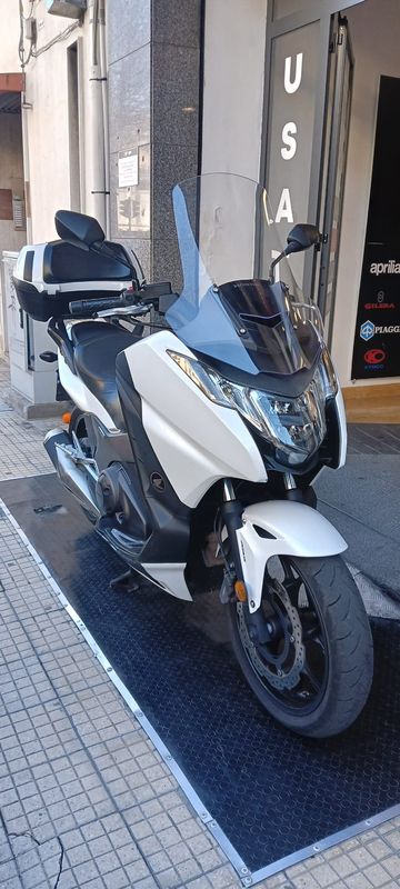 HONDA INTEGRA 750