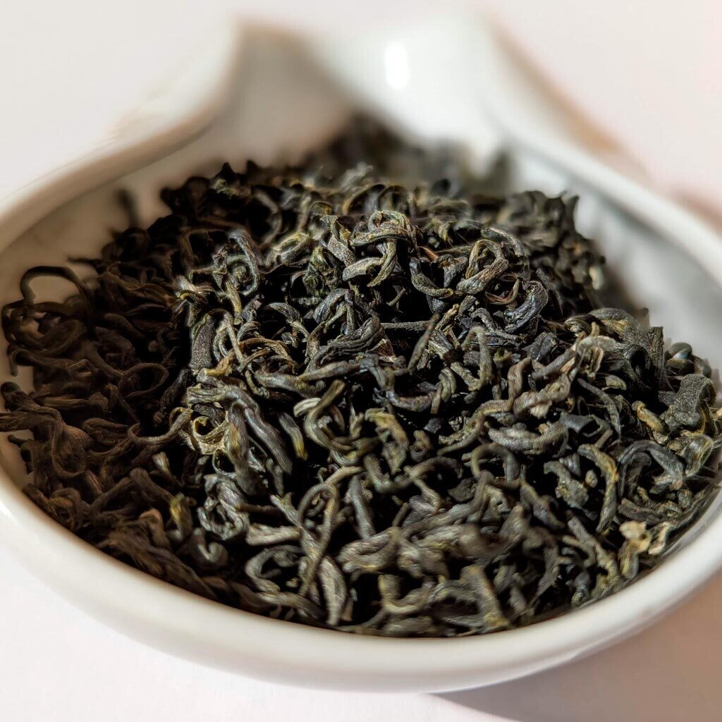 Бі Ло Чунь Дун Тін зелений чай 2023
