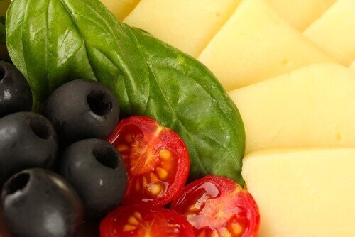Italian Tomato and Black Olive