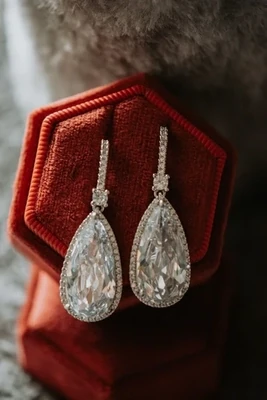 CZ STONE EARRINGS - LOVE IS IN THE AIR