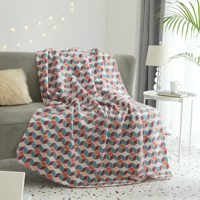 Super Soft Plush Throw Blanket -Geometric