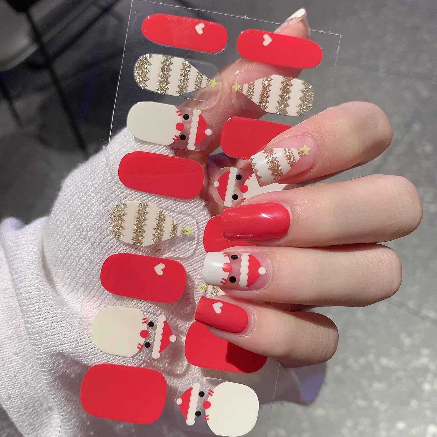 NAIL WRAPS - SANTA CLAUS IS COMIN TO TOWN