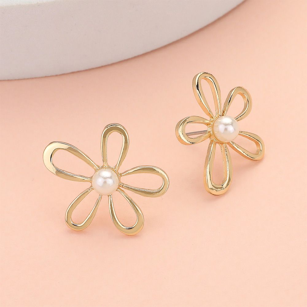 Pearl Centered Metal Flower Earrings - GOLDTONE