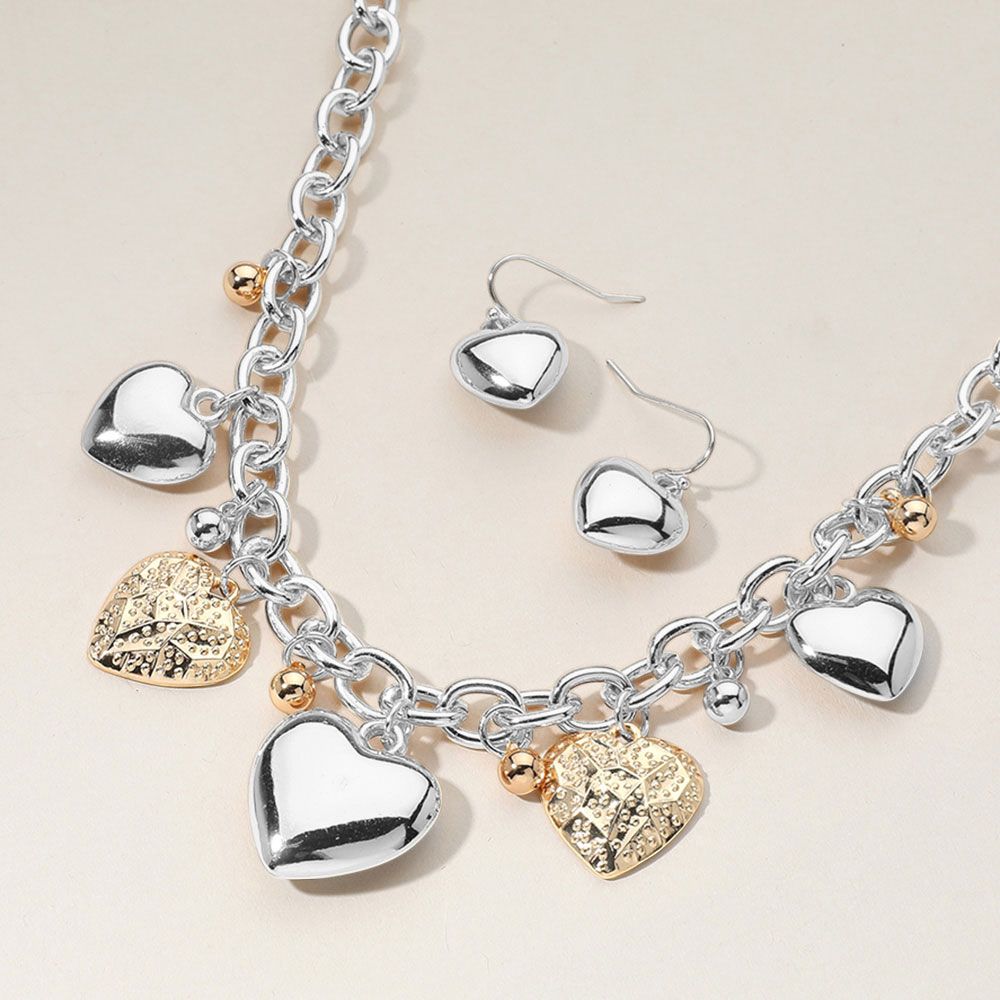 Metal Heart Charm Station Chunky Chain Necklace &amp; Earrings Set - SILVER/GOLD