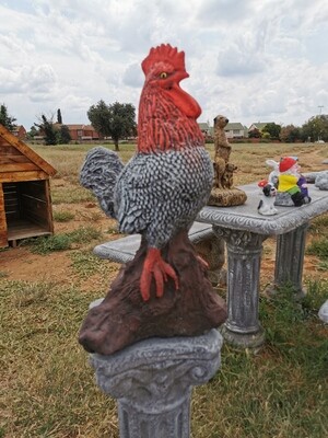 Rooster Chicken Statue