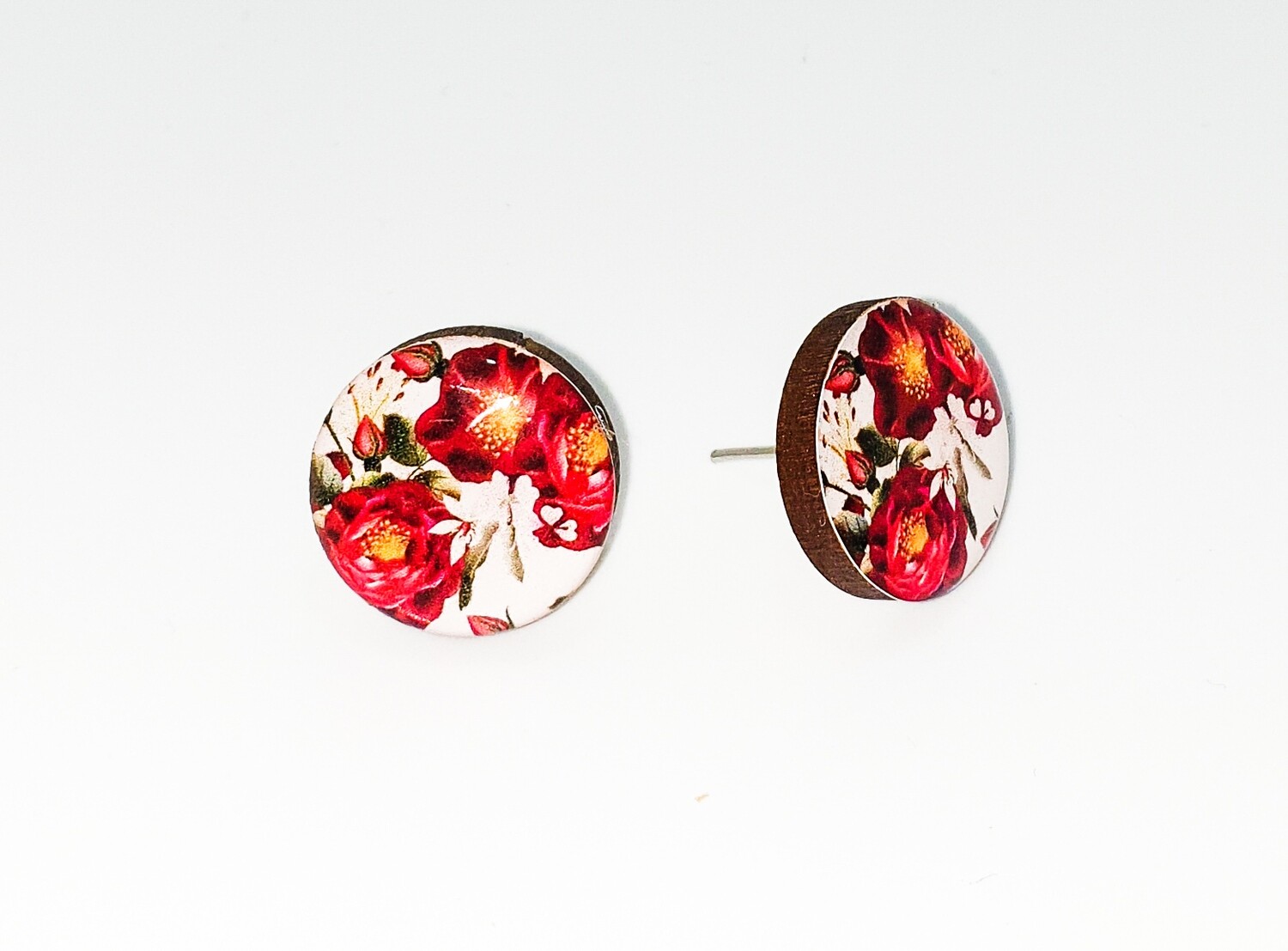 Dome stud earrings: Maroon flower
