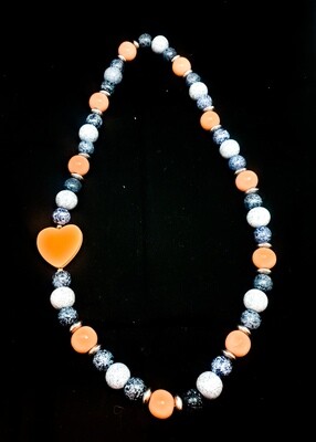 Wooden necklace : white denim peach