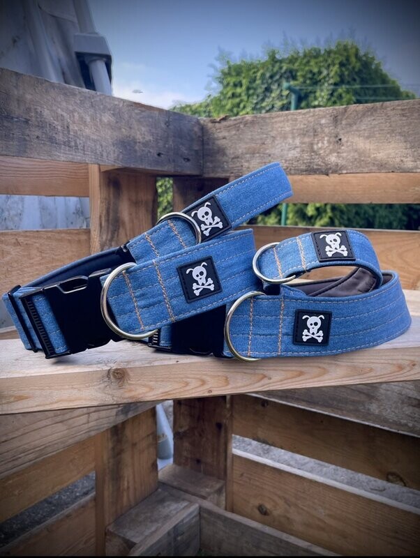 (Tijdelijk uitverkocht) Halsband Blue Jeans  maat M